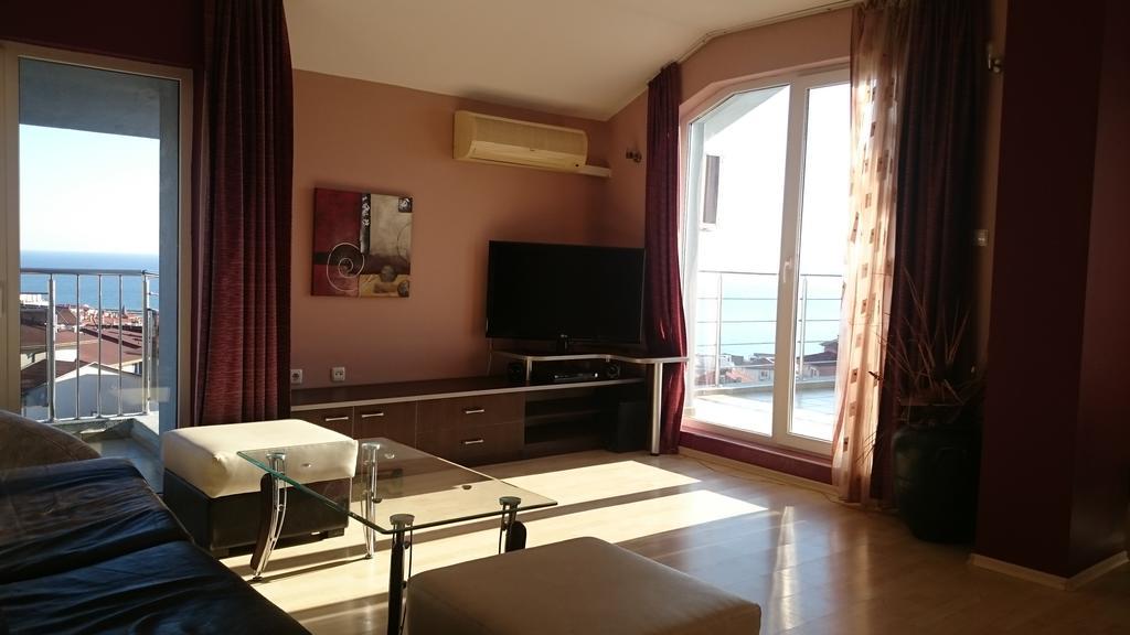 Bona Dea Club Hotel Sveti Vlas Buitenkant foto