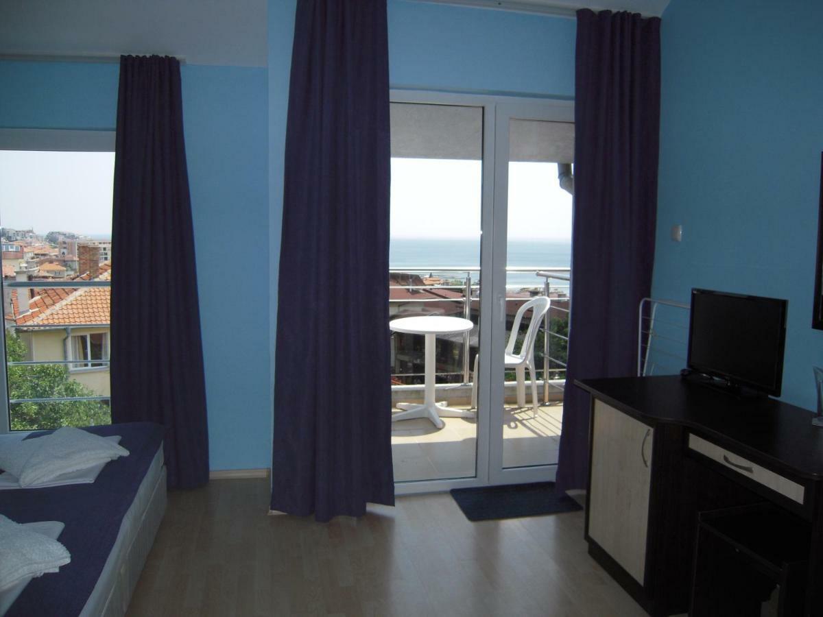 Bona Dea Club Hotel Sveti Vlas Buitenkant foto