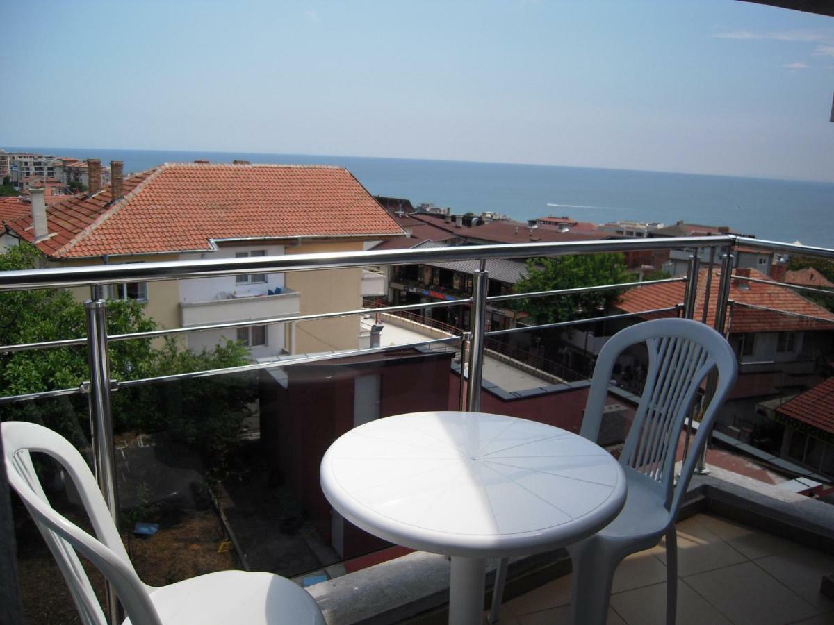 Bona Dea Club Hotel Sveti Vlas Buitenkant foto