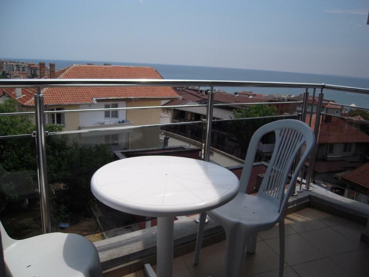 Bona Dea Club Hotel Sveti Vlas Buitenkant foto