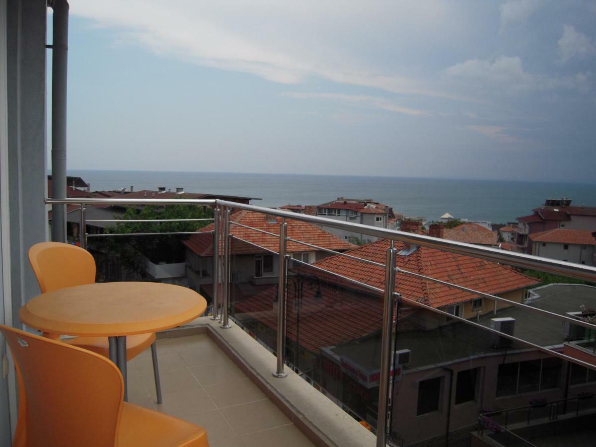 Bona Dea Club Hotel Sveti Vlas Buitenkant foto