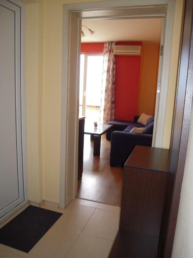 Bona Dea Club Hotel Sveti Vlas Buitenkant foto