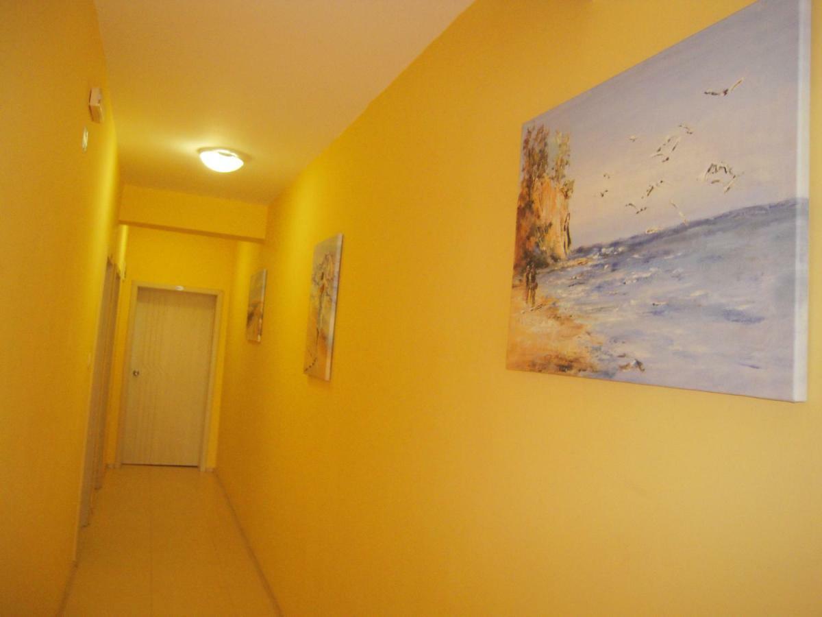 Bona Dea Club Hotel Sveti Vlas Buitenkant foto